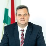 33 ezer orvos lépett vissza a kamarába